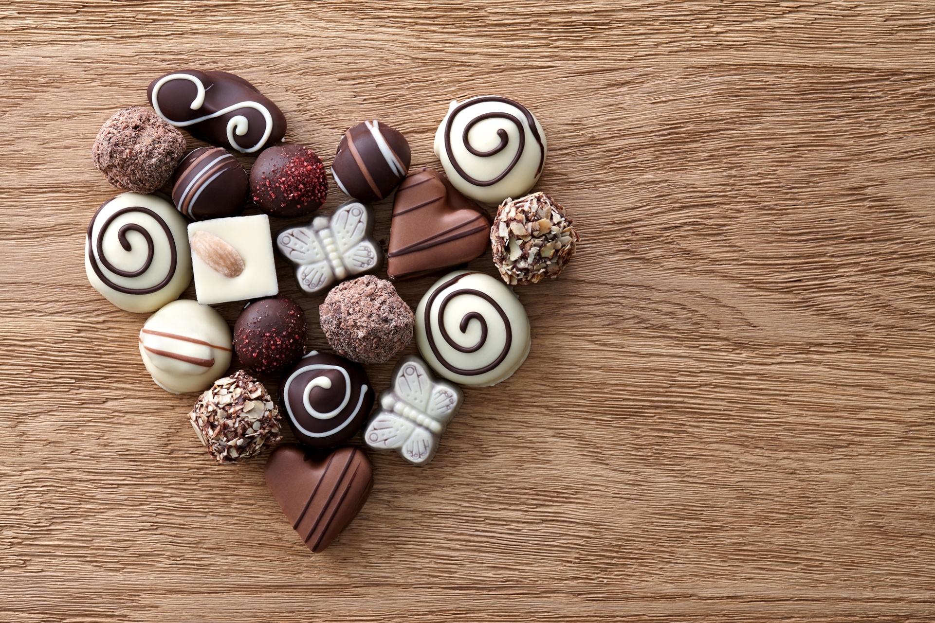 6 cách làm socola Valentine handmade đẹp đơn giản tại nhà
