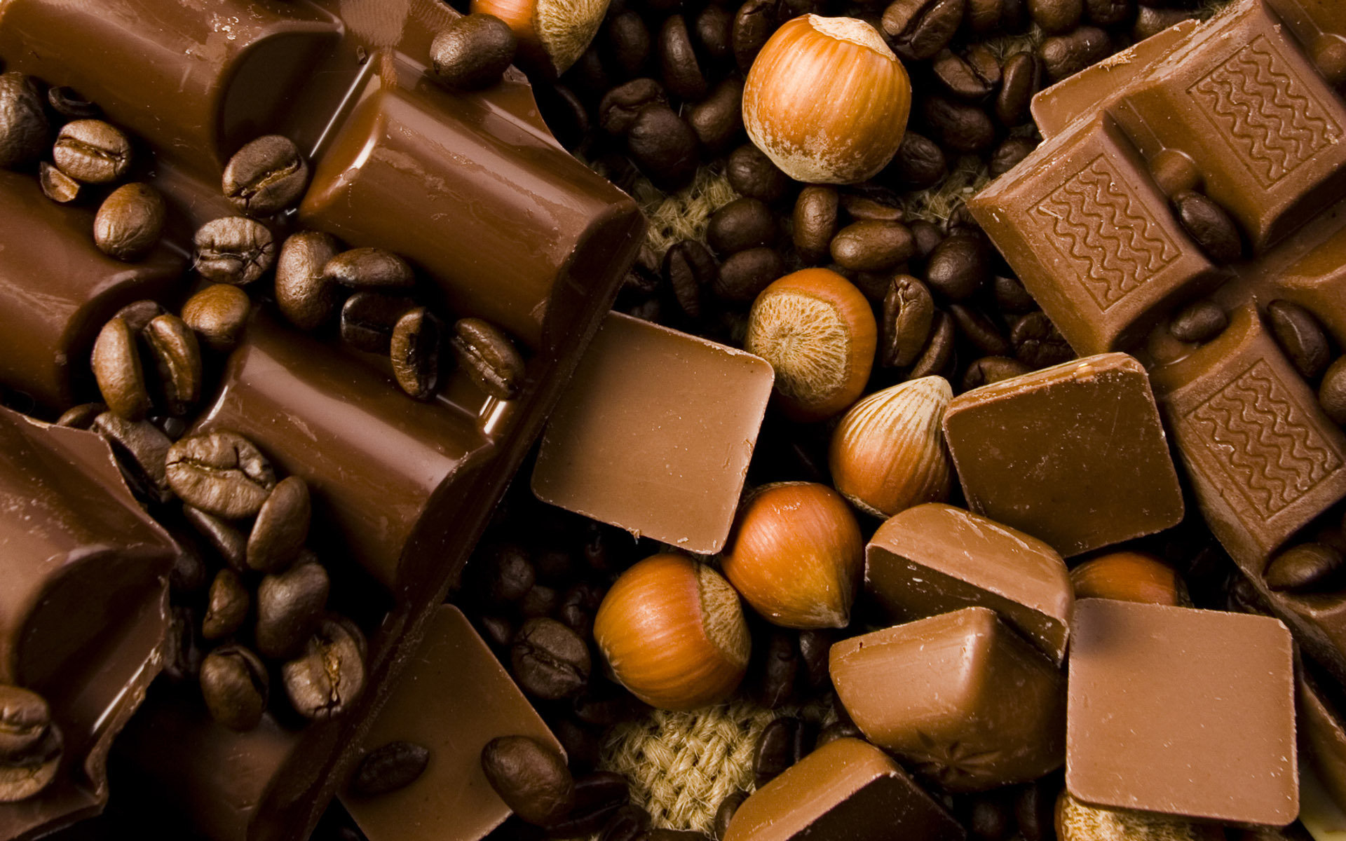 Chocolate Socola trái tim hộp 16 viên quà tặng online